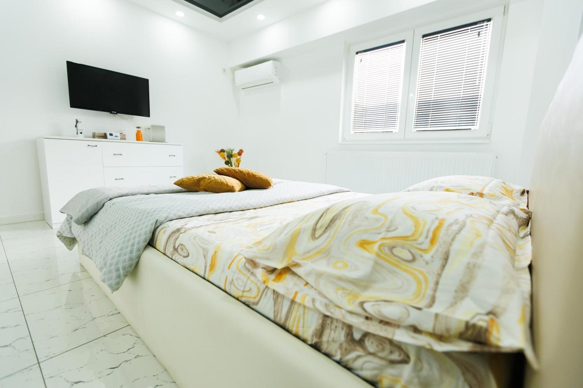 Archi'S Apartament Galac Kültér fotó
