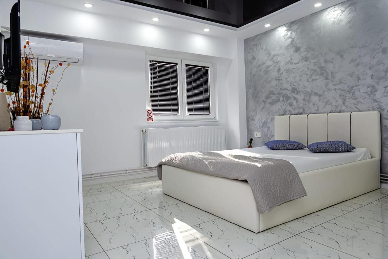Archi'S Apartament Galac Kültér fotó